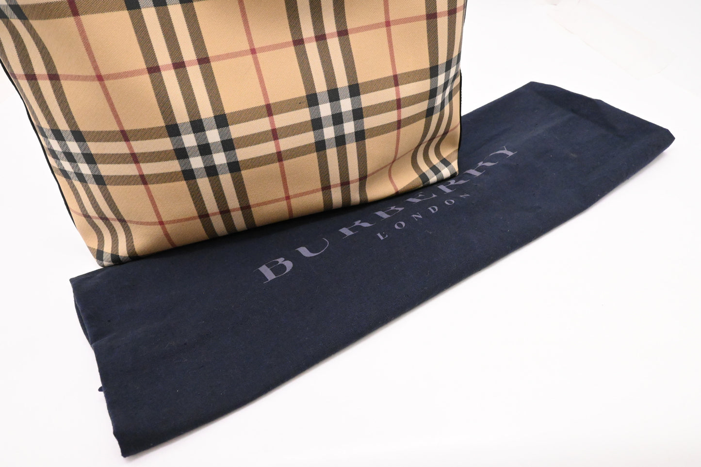 Burberry Shoulder Bag in Cream Checked Coated Canvas