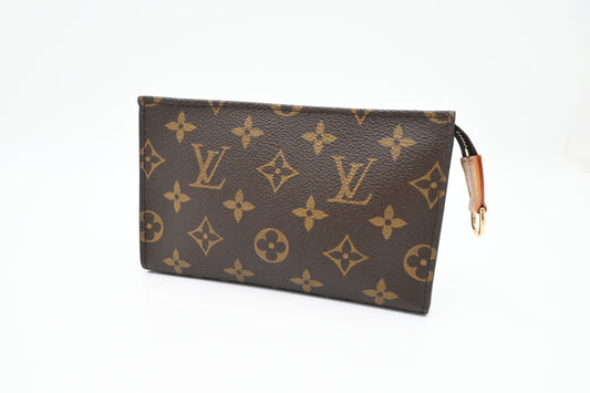 Louis Vuitton Bucket Pouch in Monogram Canvas