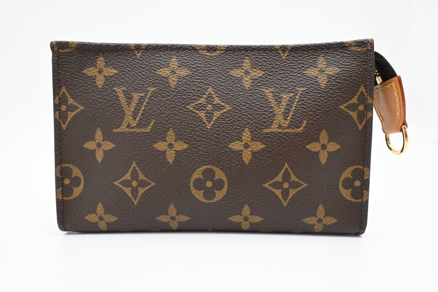 Louis Vuitton Bucket Pouch in Monogram Canvas