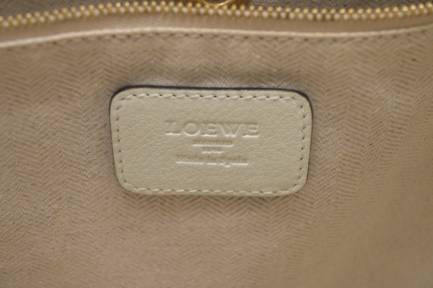 Loewe Shoulder Bag in White Leather