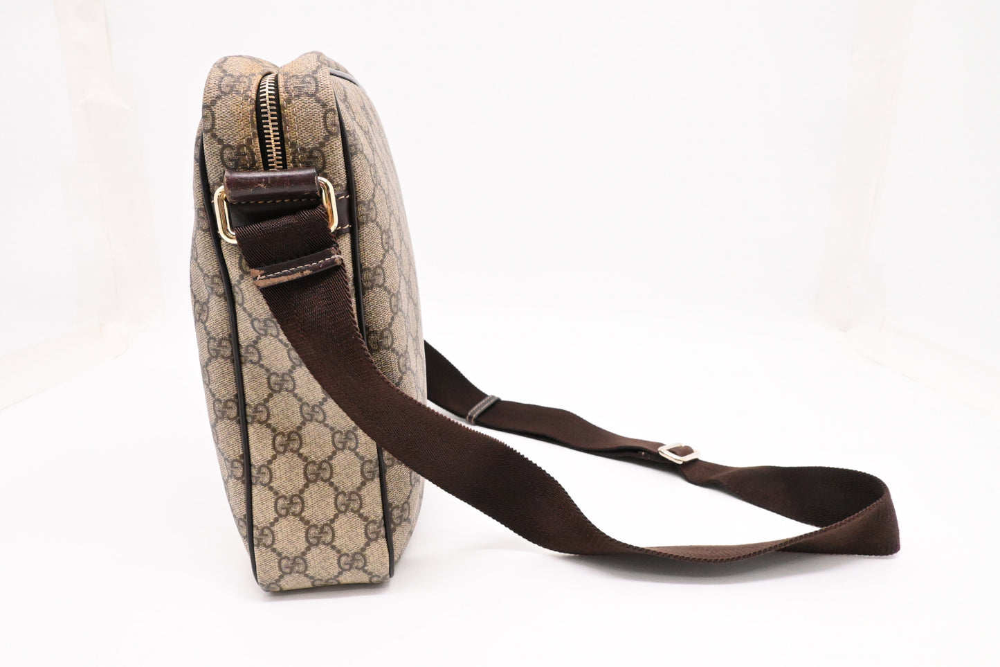 Gucci Crossbody Bag in GG Supreme Canvas