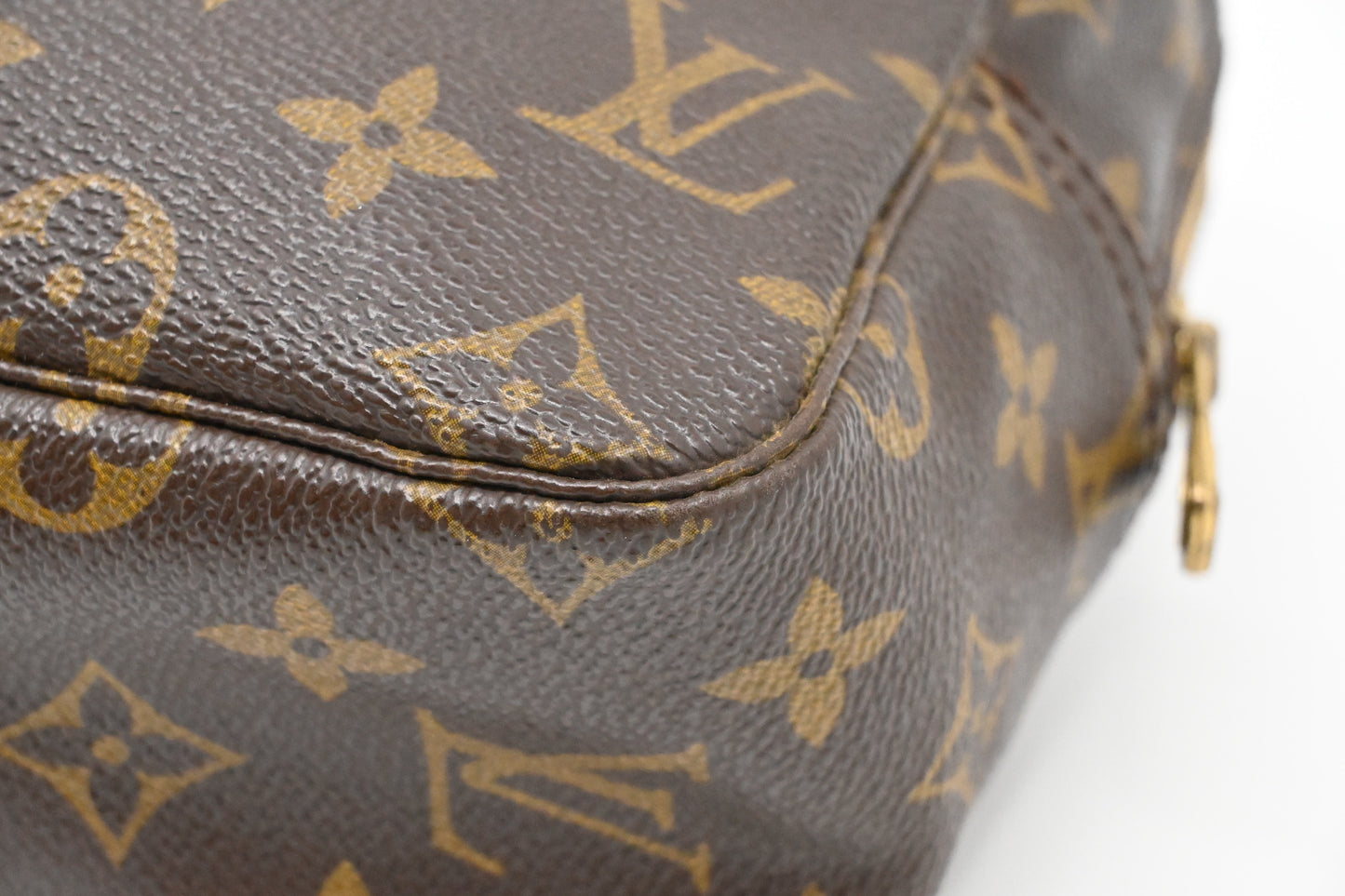 Louis Vuitton Trousse 28 in Monogram Canvas