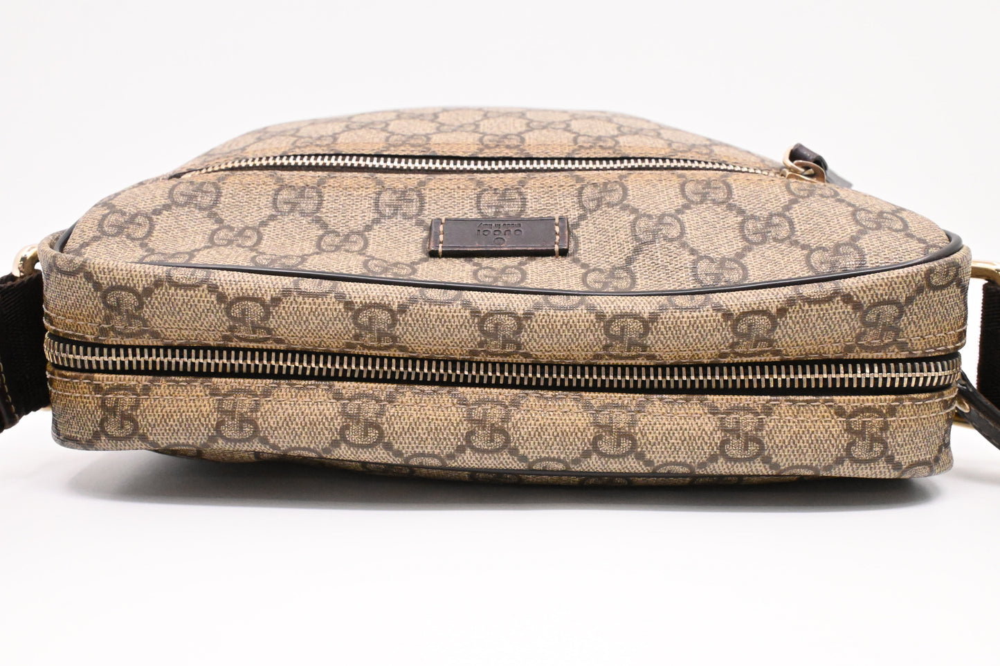 Gucci Crossbody Bag in GG Supreme Canvas