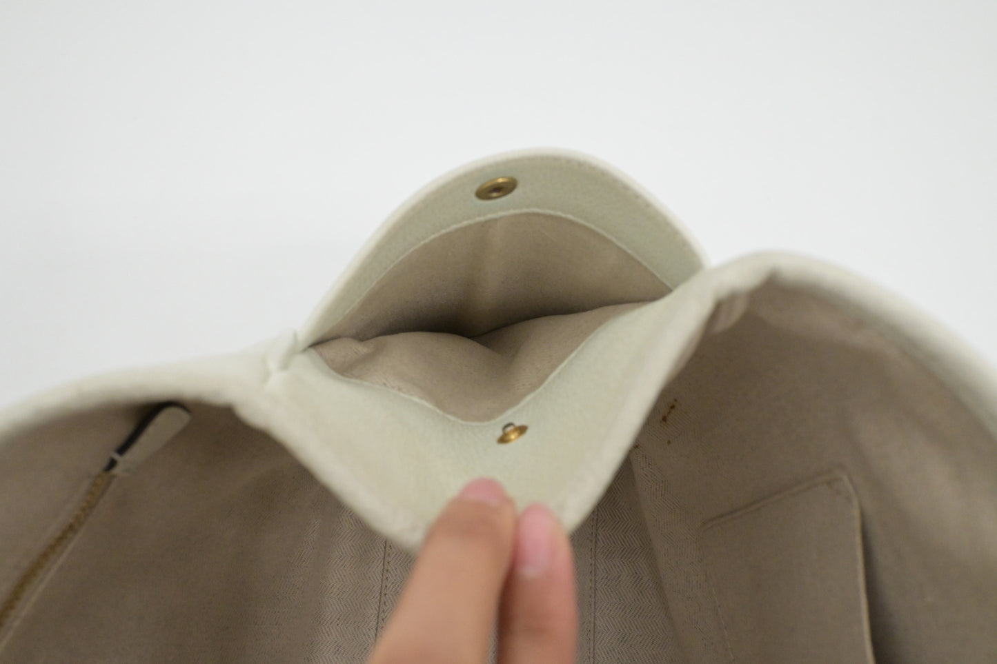 Loewe Shoulder Bag in White Leather