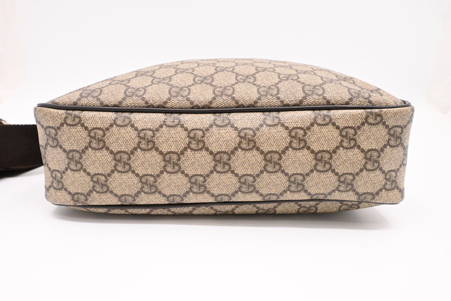 Gucci Crossbody Bag in GG Supreme Canvas