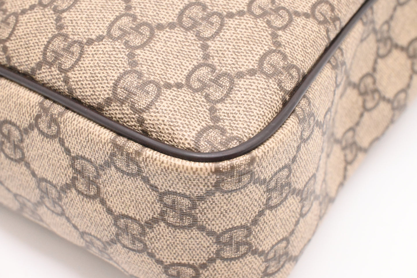 Gucci Crossbody Bag in GG Supreme Canvas