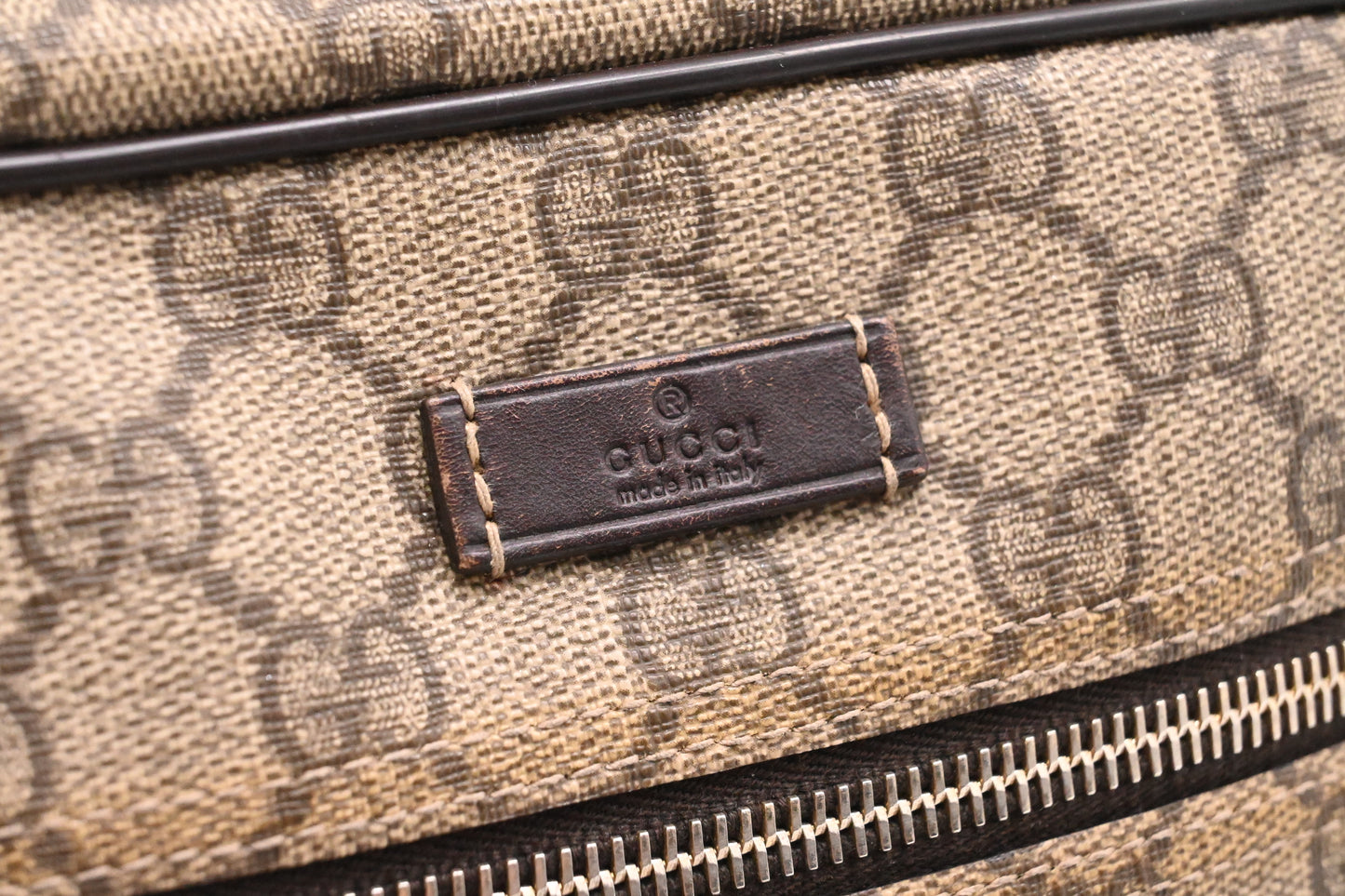 Gucci Crossbody Bag in GG Supreme Canvas