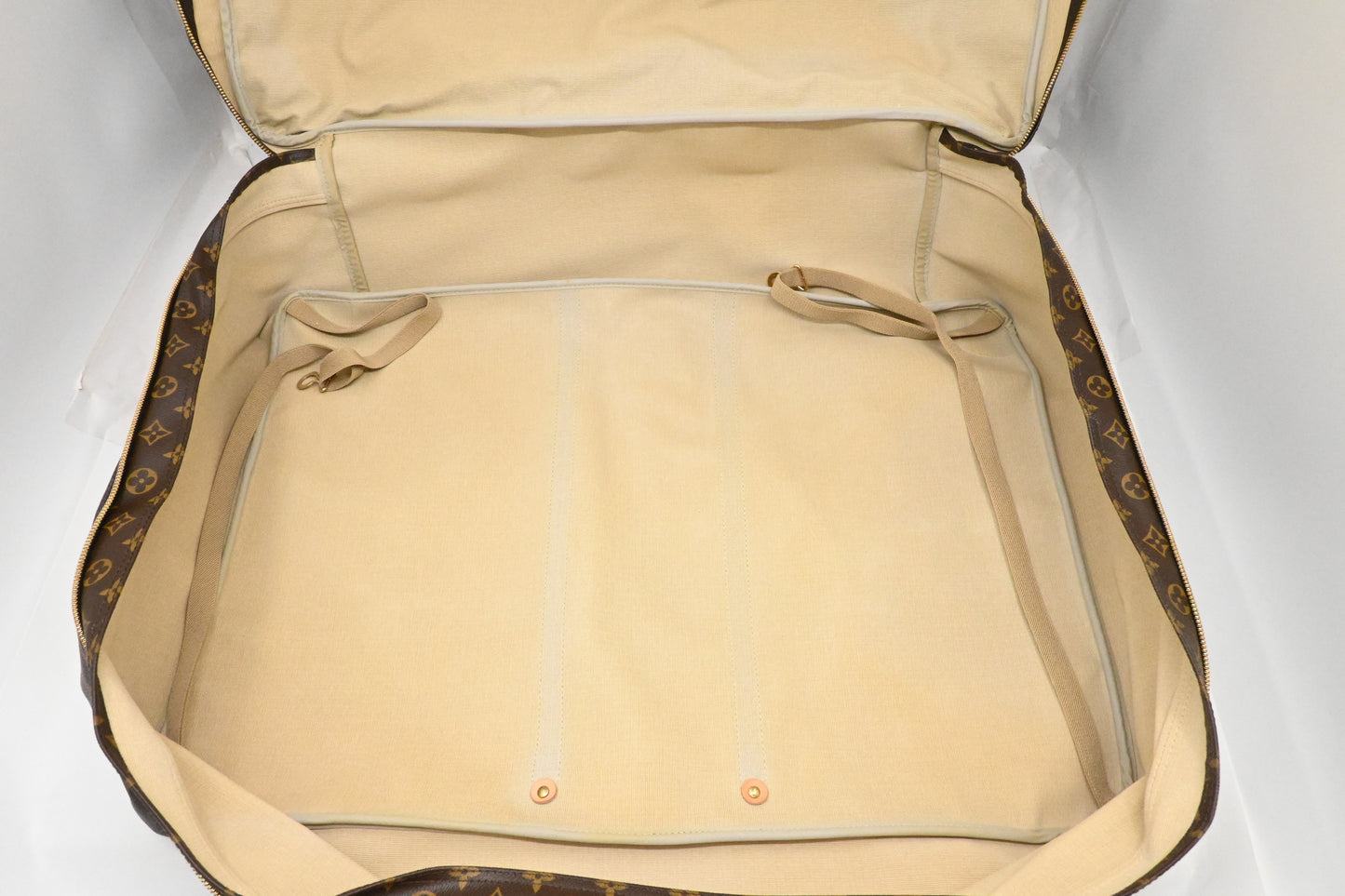 Louis Vuitton Sirius 70 in Monogram Canvas