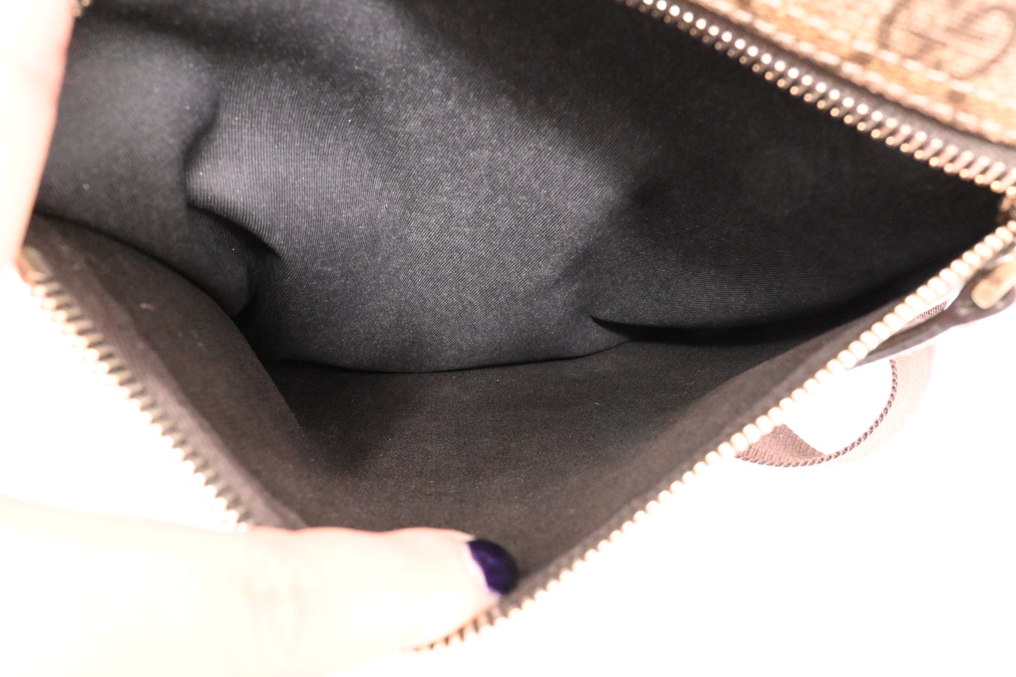 Gucci Crossbody Bag in GG Supreme Canvas