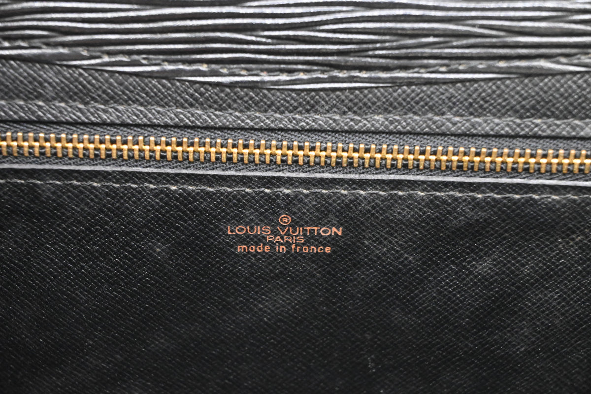Louis Vuitton Art Deco Clutch in Black Epi Leather