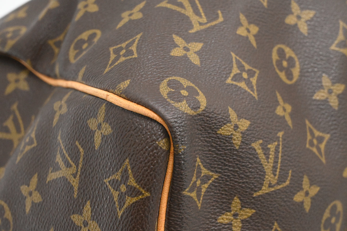 Louis Vuitton Keepall 50 in Monogram Canvas