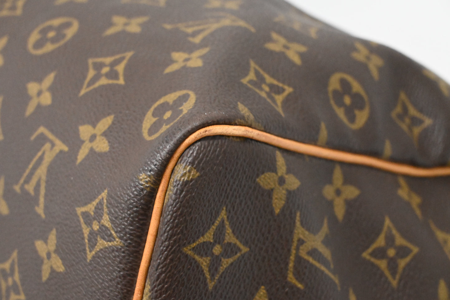 Louis Vuitton Keepall 50 in Monogram Canvas