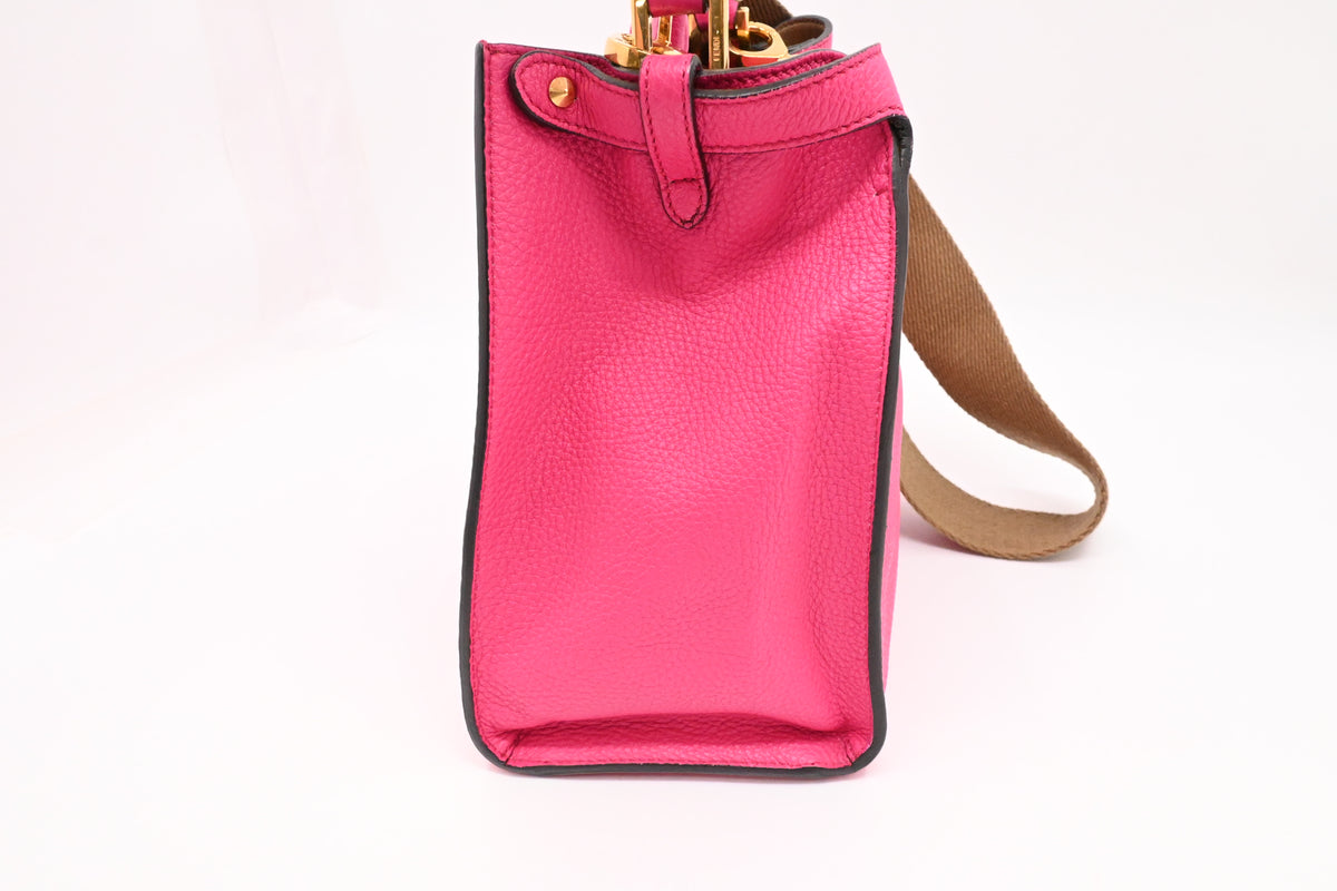 Fendi Medium Peekaboo Selleria in Pink Leather