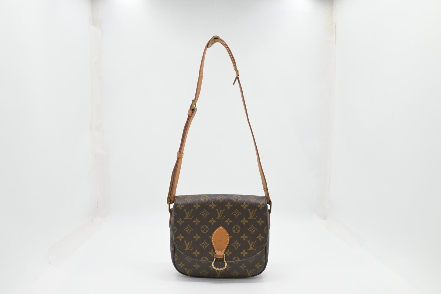 Louis Vuitton Saint Cloud GM in Monogram Canvas