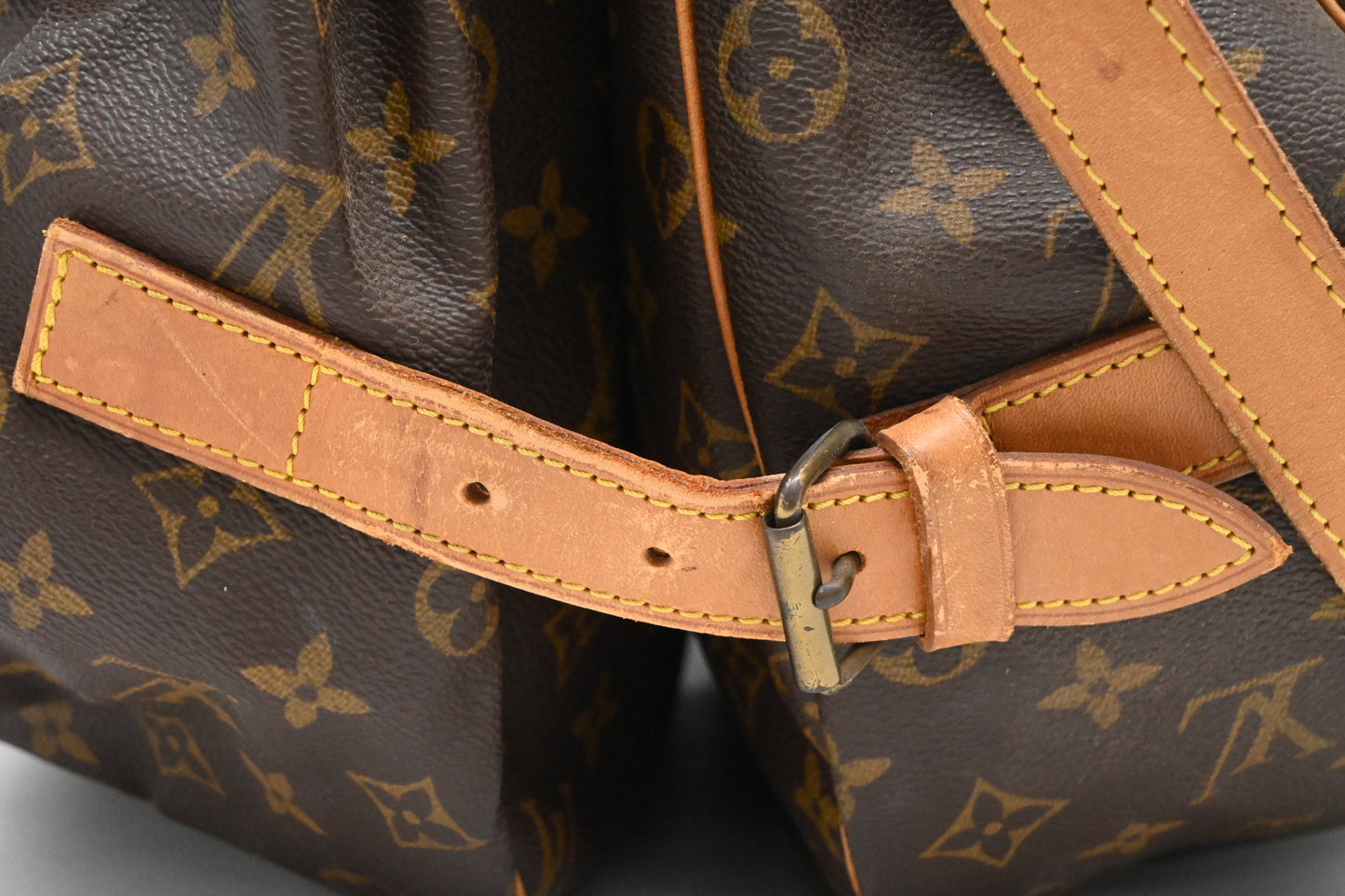 Louis Vuitton Saumur 43 in Monogram Canvas