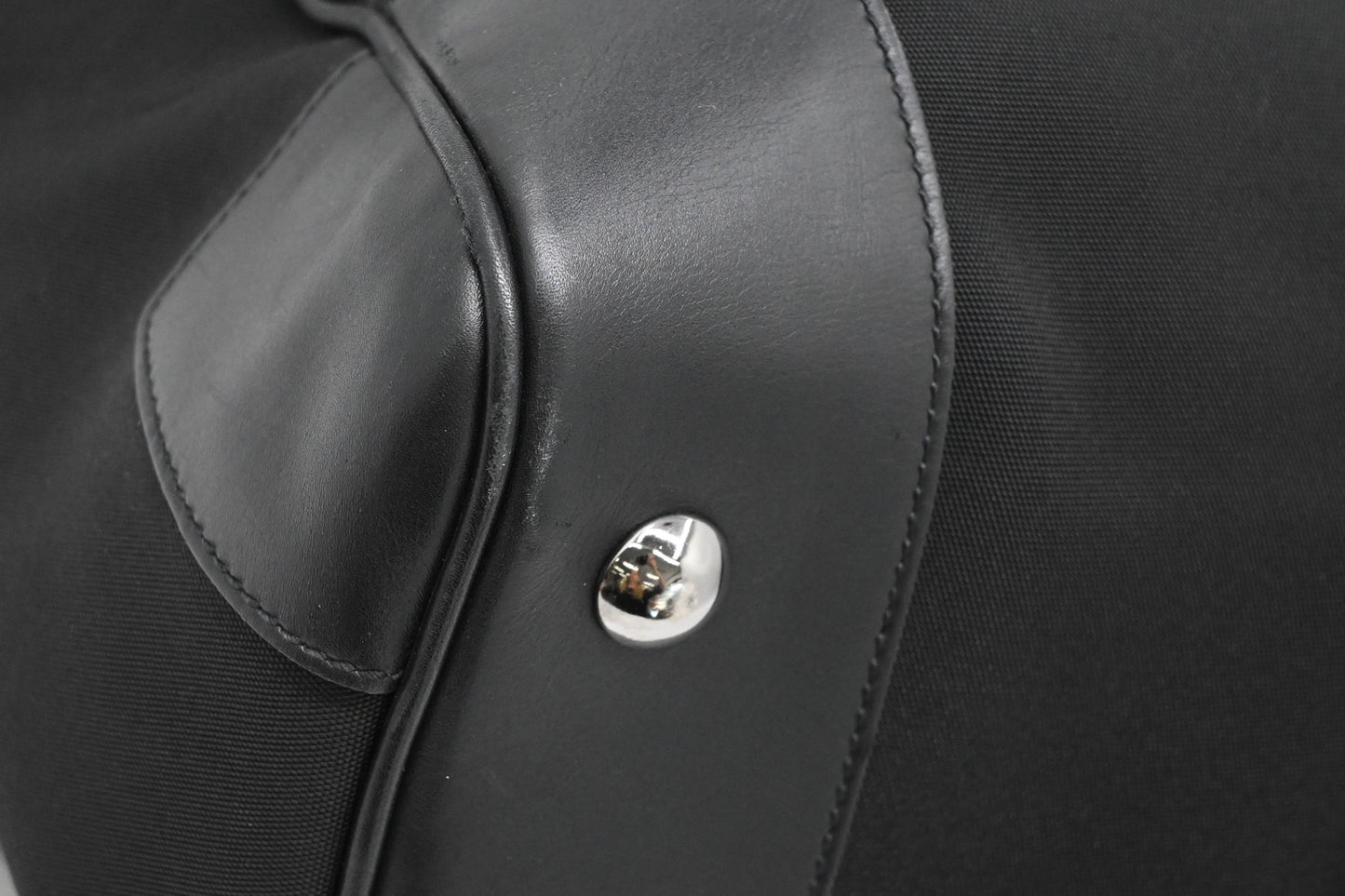 Gucci Duffle Bag in Black Canvas