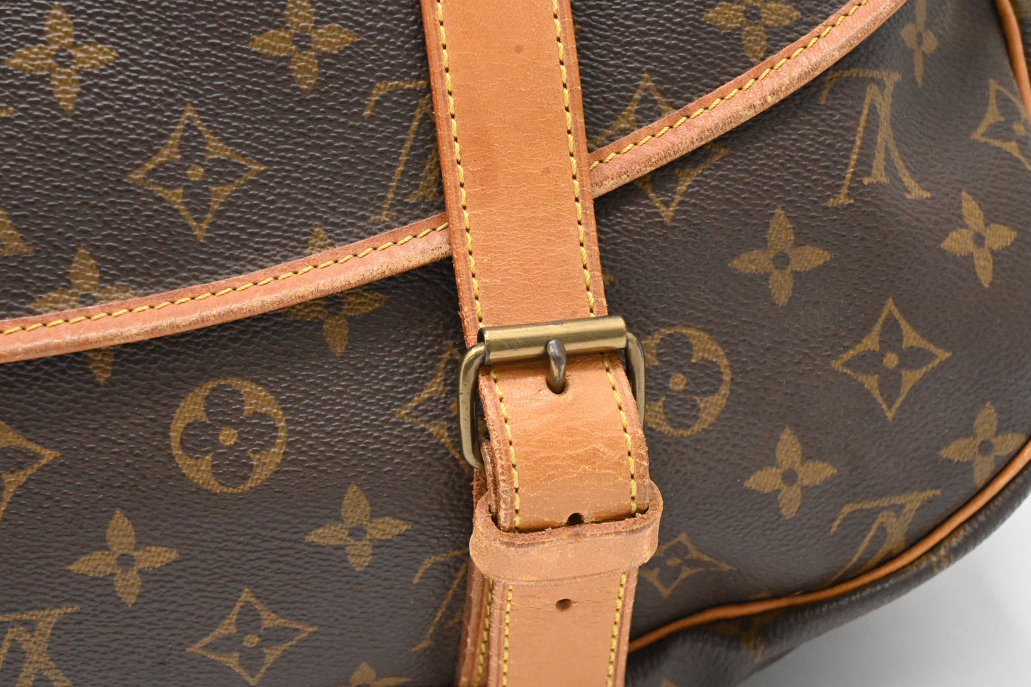 Louis Vuitton Saumur 43 in Monogram Canvas