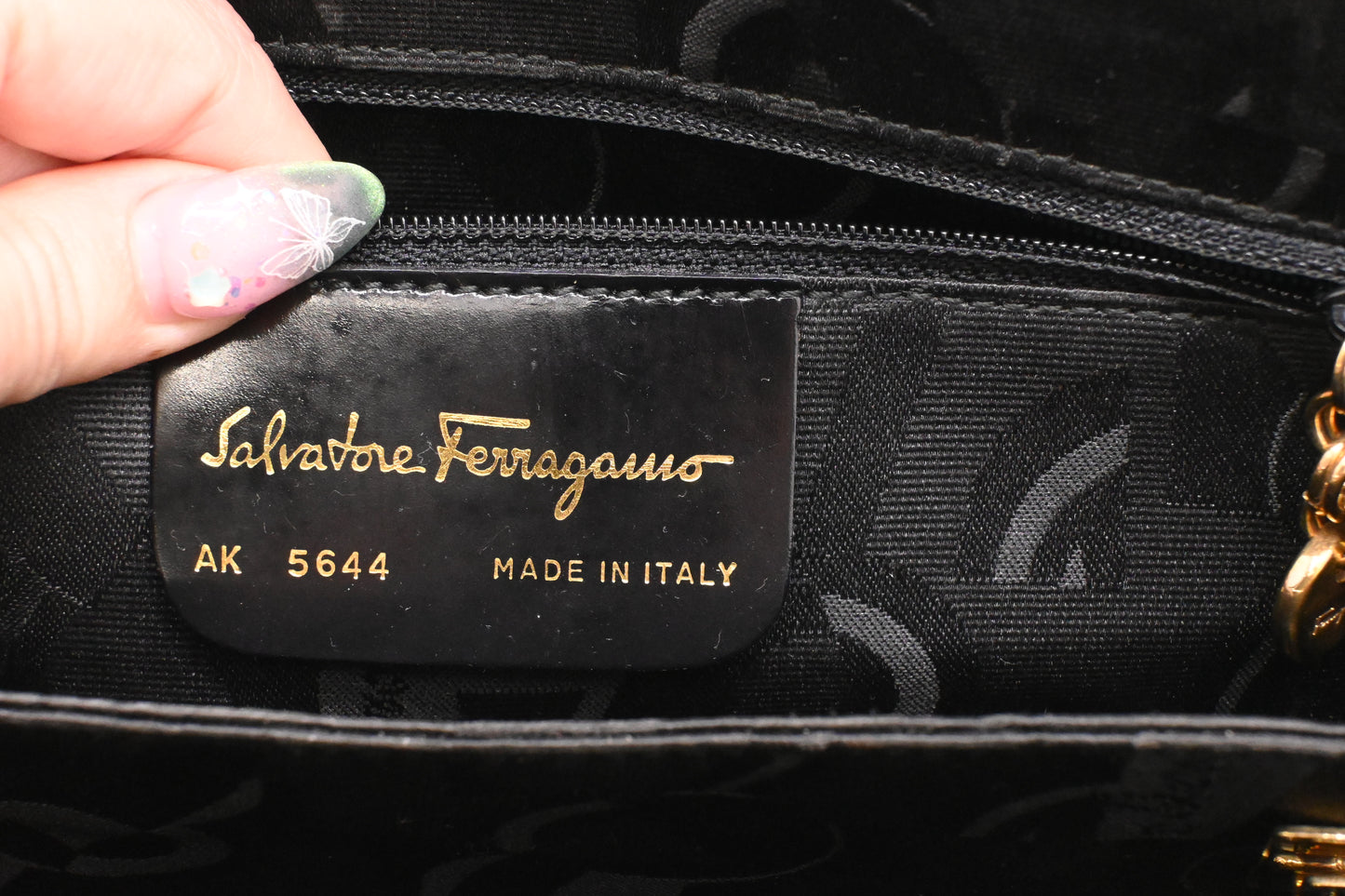 Ferragamo Gancini Handbag in Navy Blue Leather