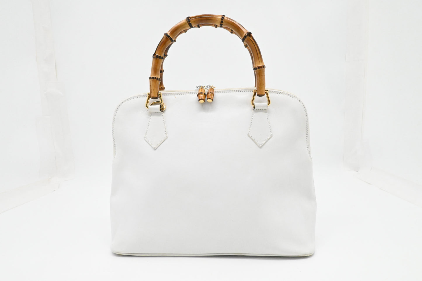 Gucci Bamboo Handbag in White Leather