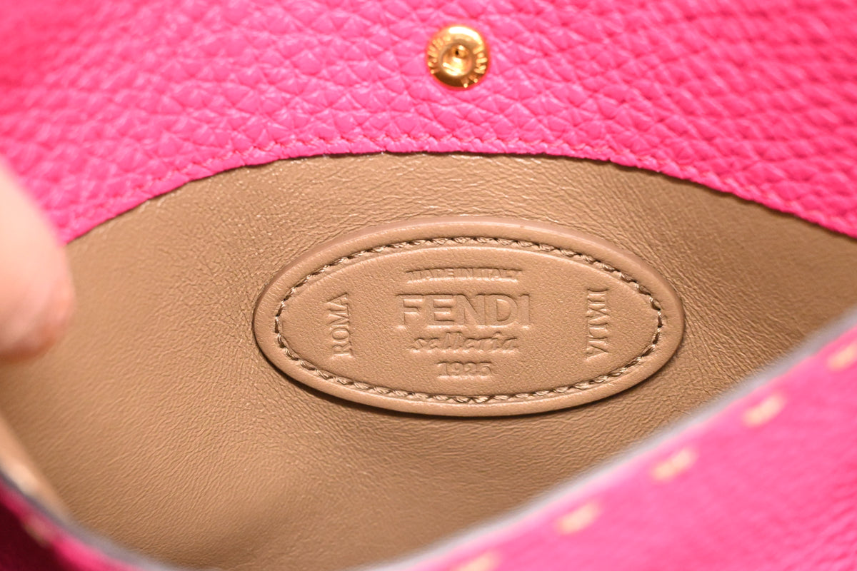 Fendi Medium Peekaboo Selleria in Pink Leather
