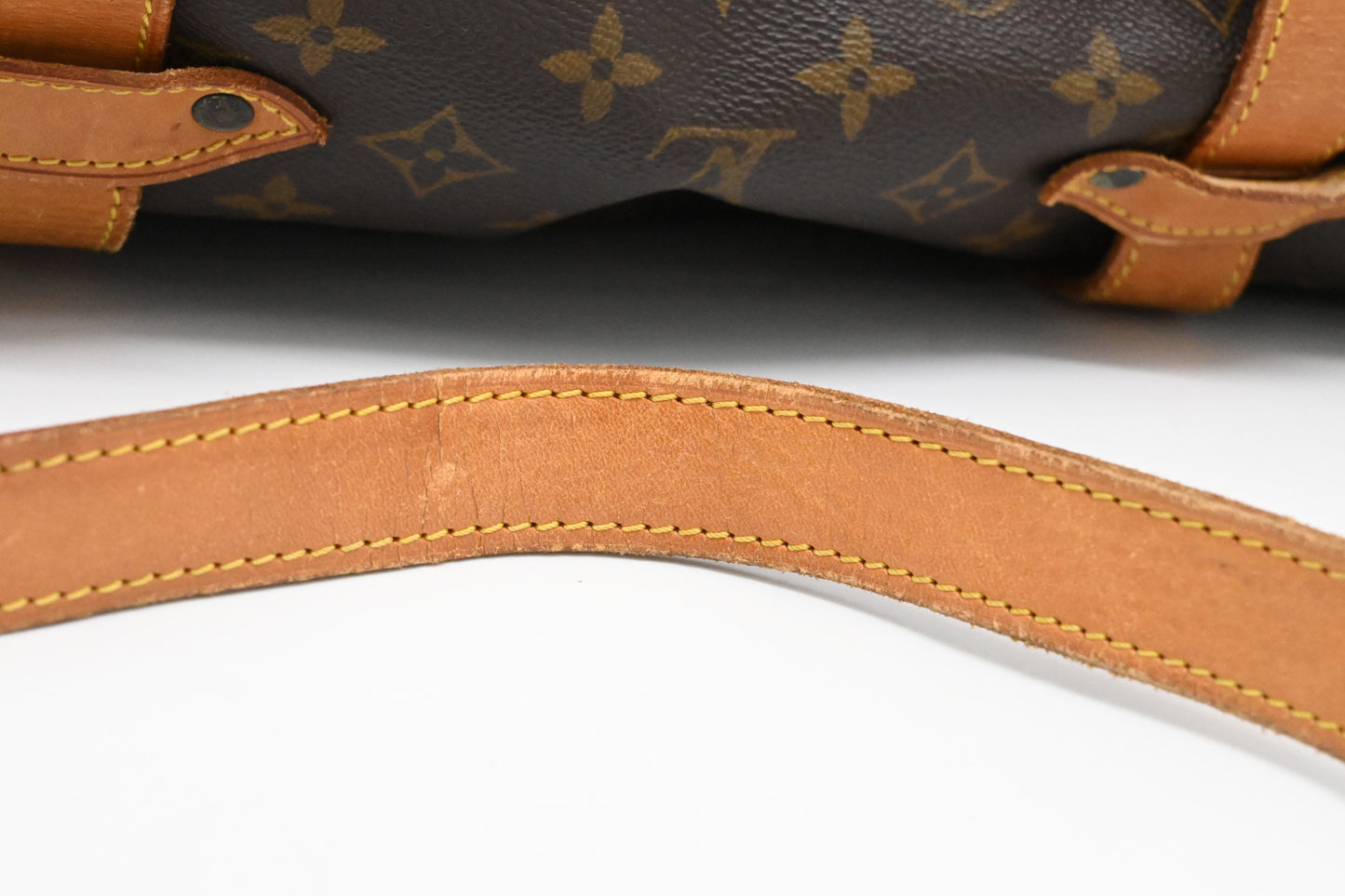 Louis Vuitton Saumur 43 in Monogram Canvas
