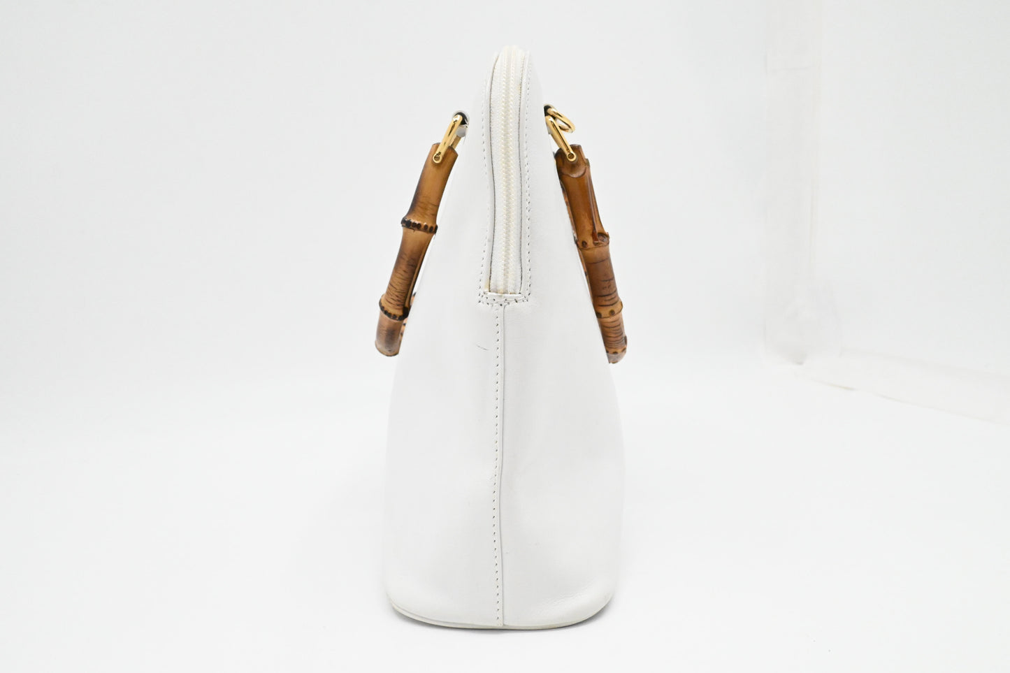 Gucci Bamboo Handbag in White Leather