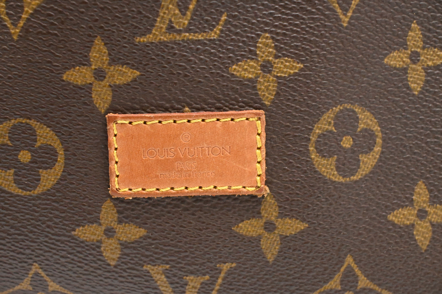 Louis Vuitton Saumur 43 in Monogram Canvas