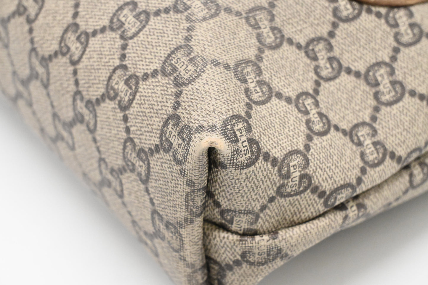 Gucci Plus Tote in GG Plus Canvas