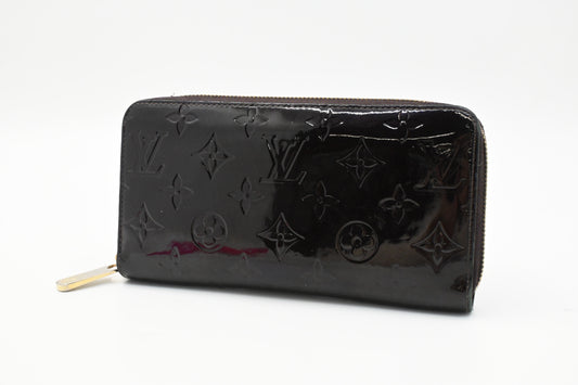Louis Vuitton Long Zippy Wallet in Amarante Vernis Leather