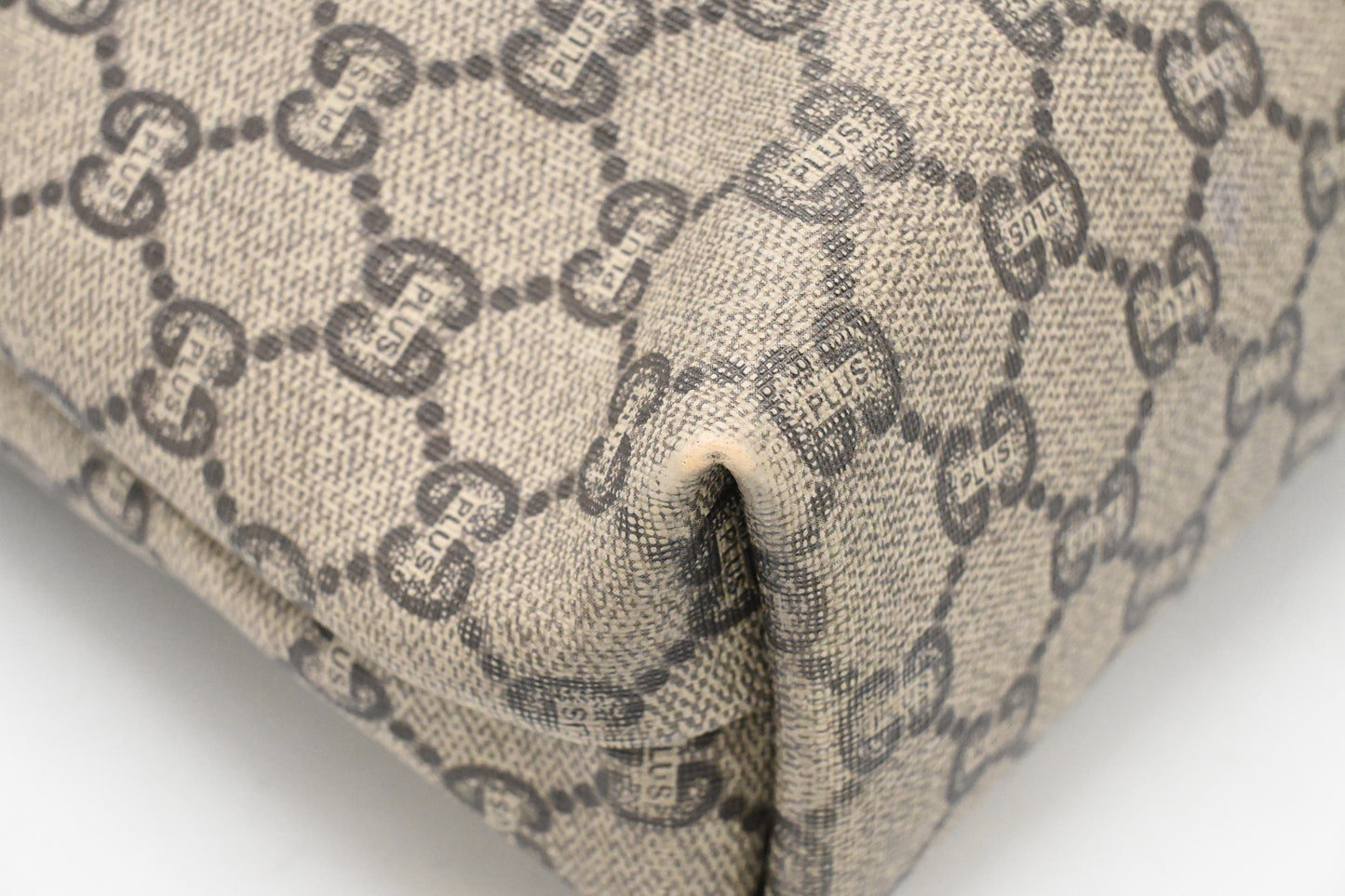 Gucci Plus Tote in GG Plus Canvas