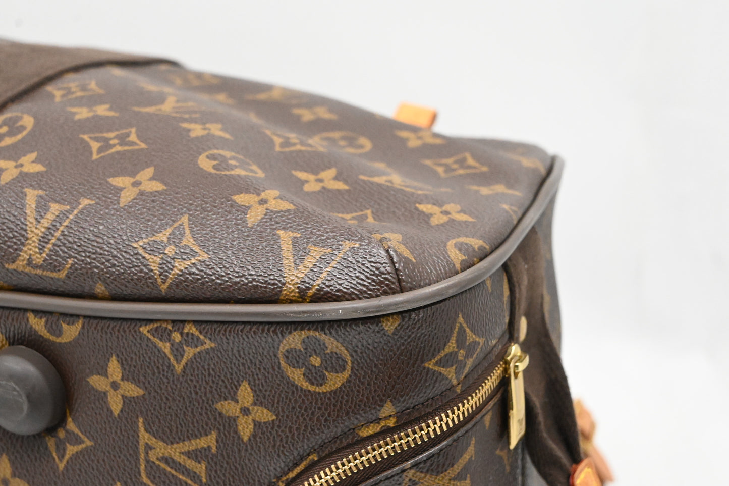 Louis Vuitton Neo Eole 65 in Monogram Canvas