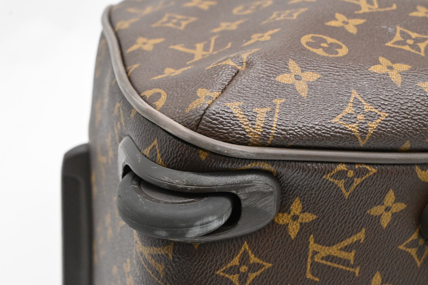 Louis Vuitton Neo Eole 65 in Monogram Canvas