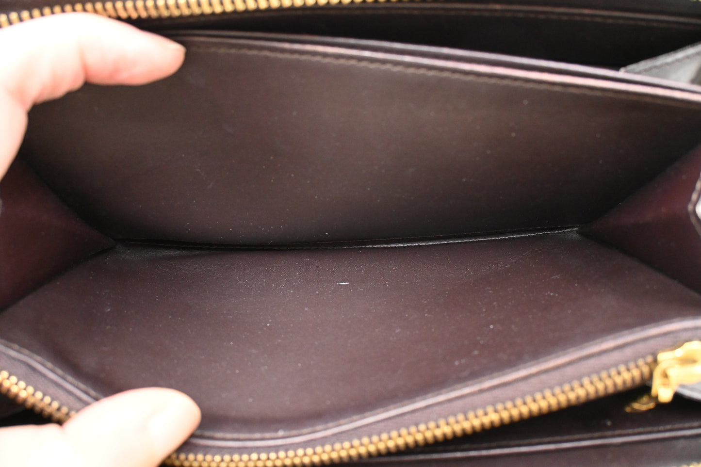 Louis Vuitton Long Zippy Wallet in Amarante Vernis Leather