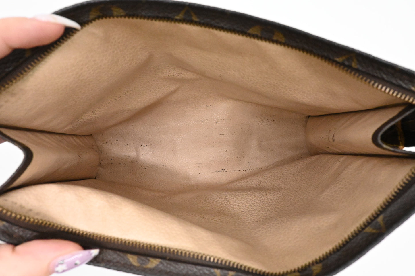 Louis Vuitton Toiletry 26 in Monogram Canvas