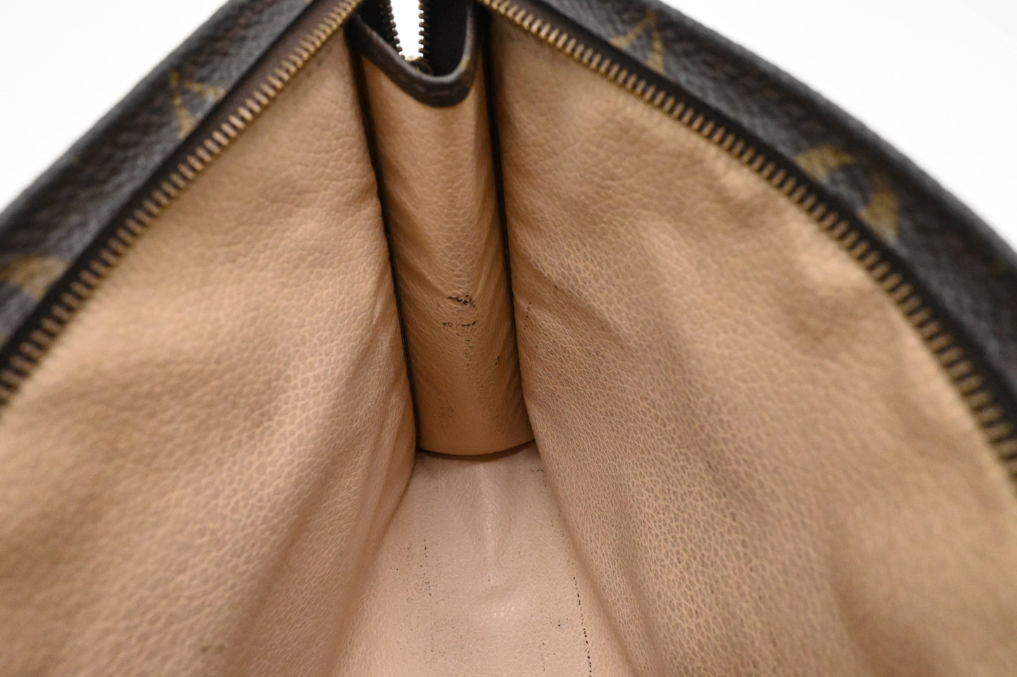 Louis Vuitton Toiletry 26 in Monogram Canvas