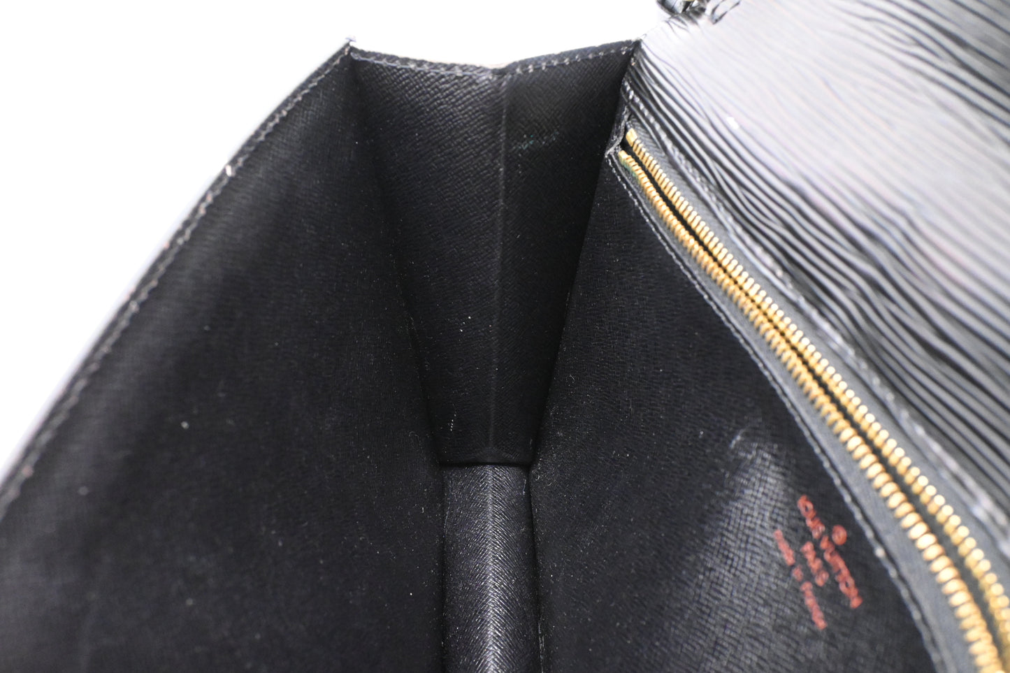 Louis Vuitton Sellier Dragonne in Black Epi Leather