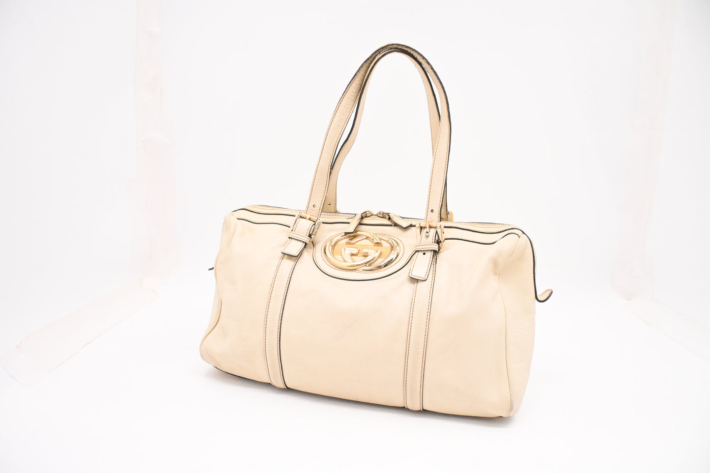 Gucci Britt Boston Bag in Cream Leather