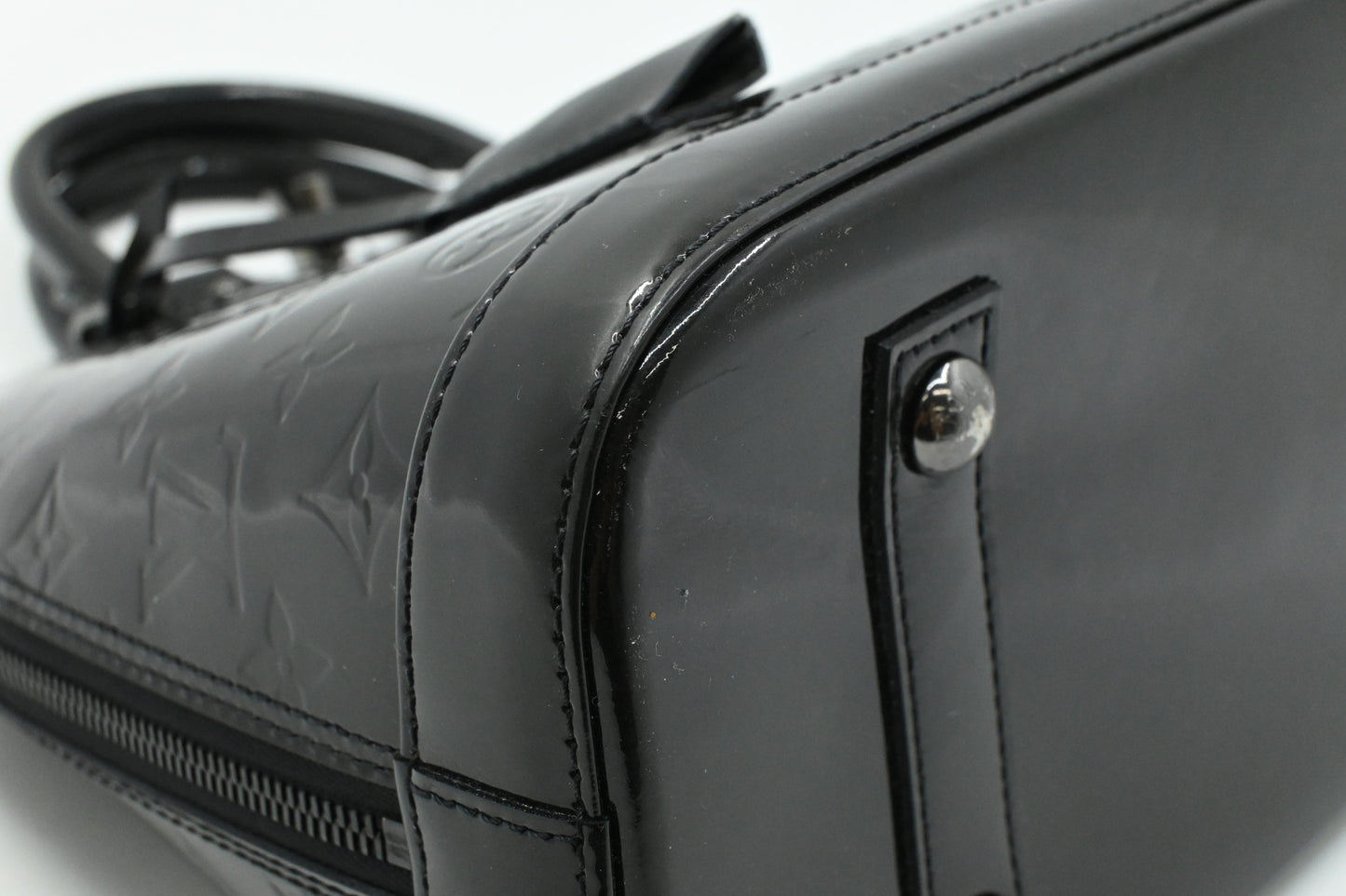 Louis Vuitton Alma in Black Magnetique Vernis Leather