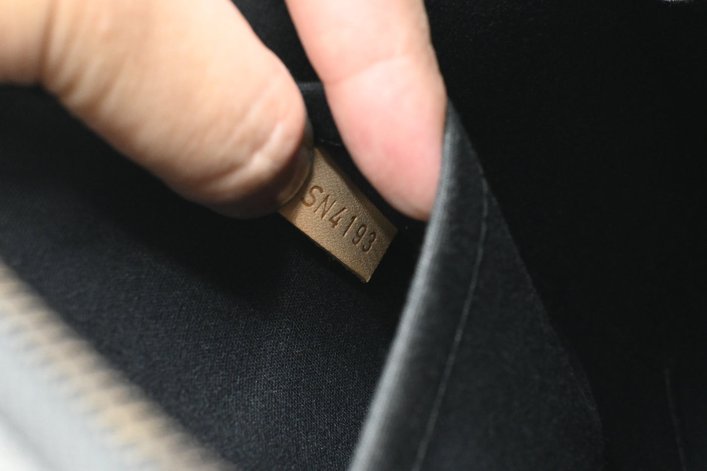 Louis Vuitton Alma in Black Magnetique Vernis Leather