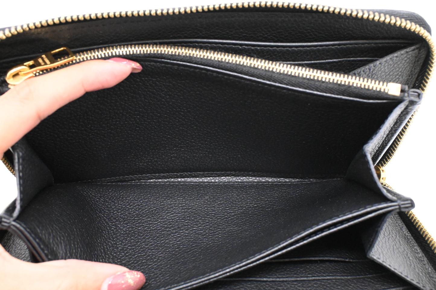 Louis Vuitton Zippy Wallet in Black and Beige Bicolor Empreinte Leather