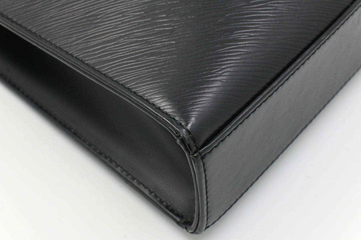 Louis Vuitton Opera Line Sparta in Black Leather
