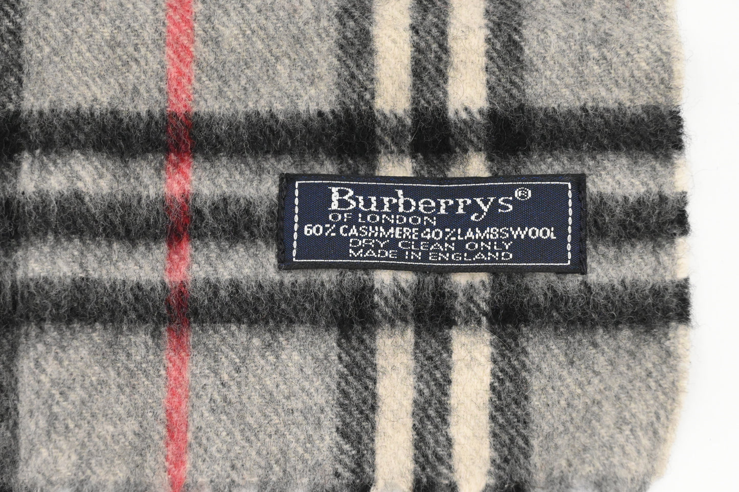 Burberry Scarf in Grey Cashmere