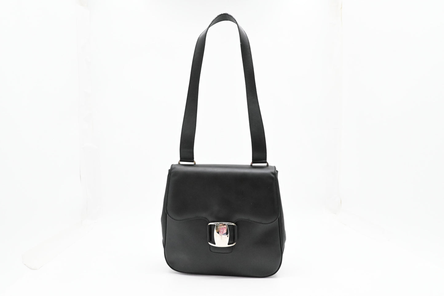 Ferragamo Shoulder Bag in Matte Black Leather