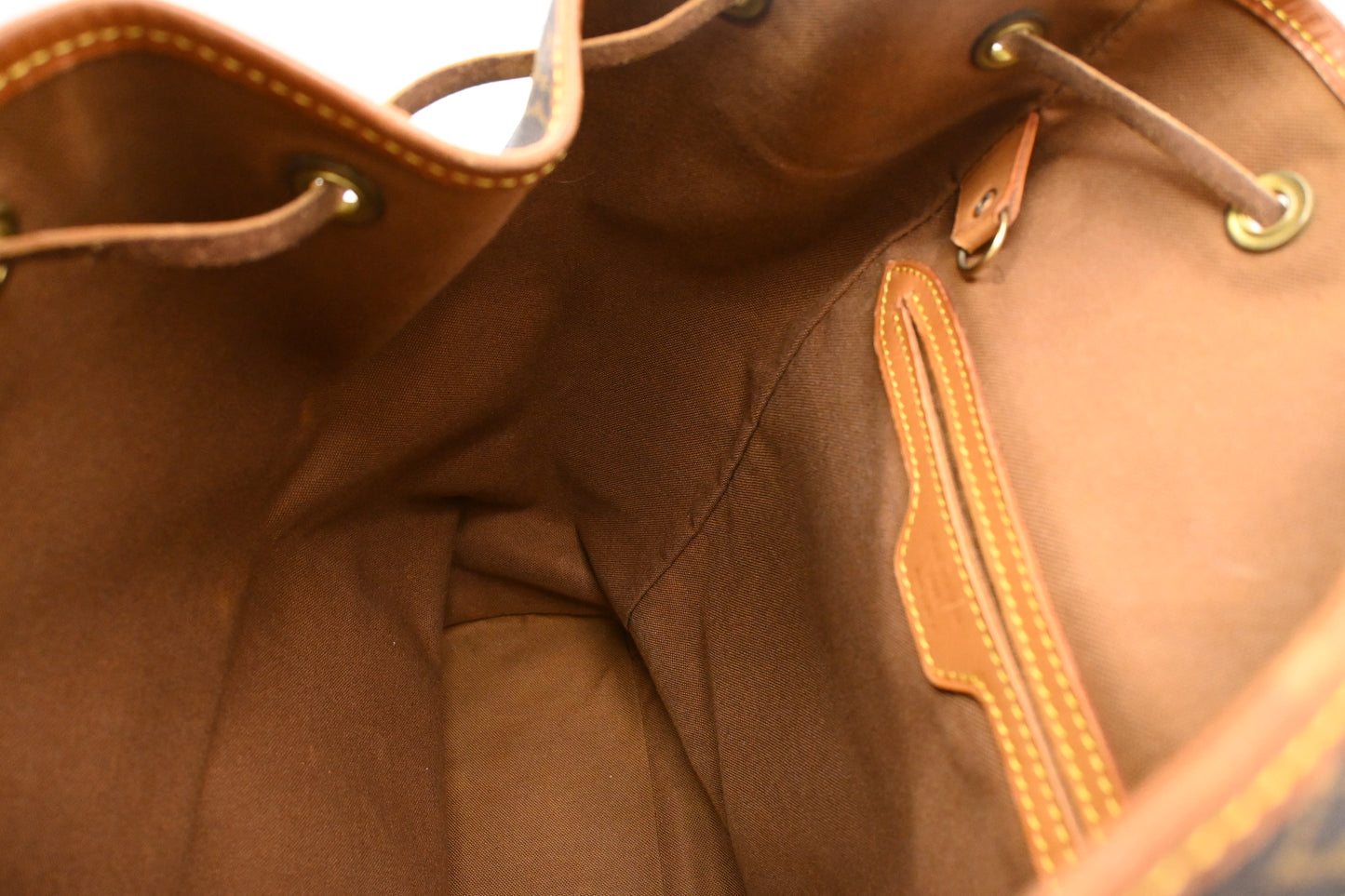 Louis Vuitton Montsouris GM in Monogram Canvas