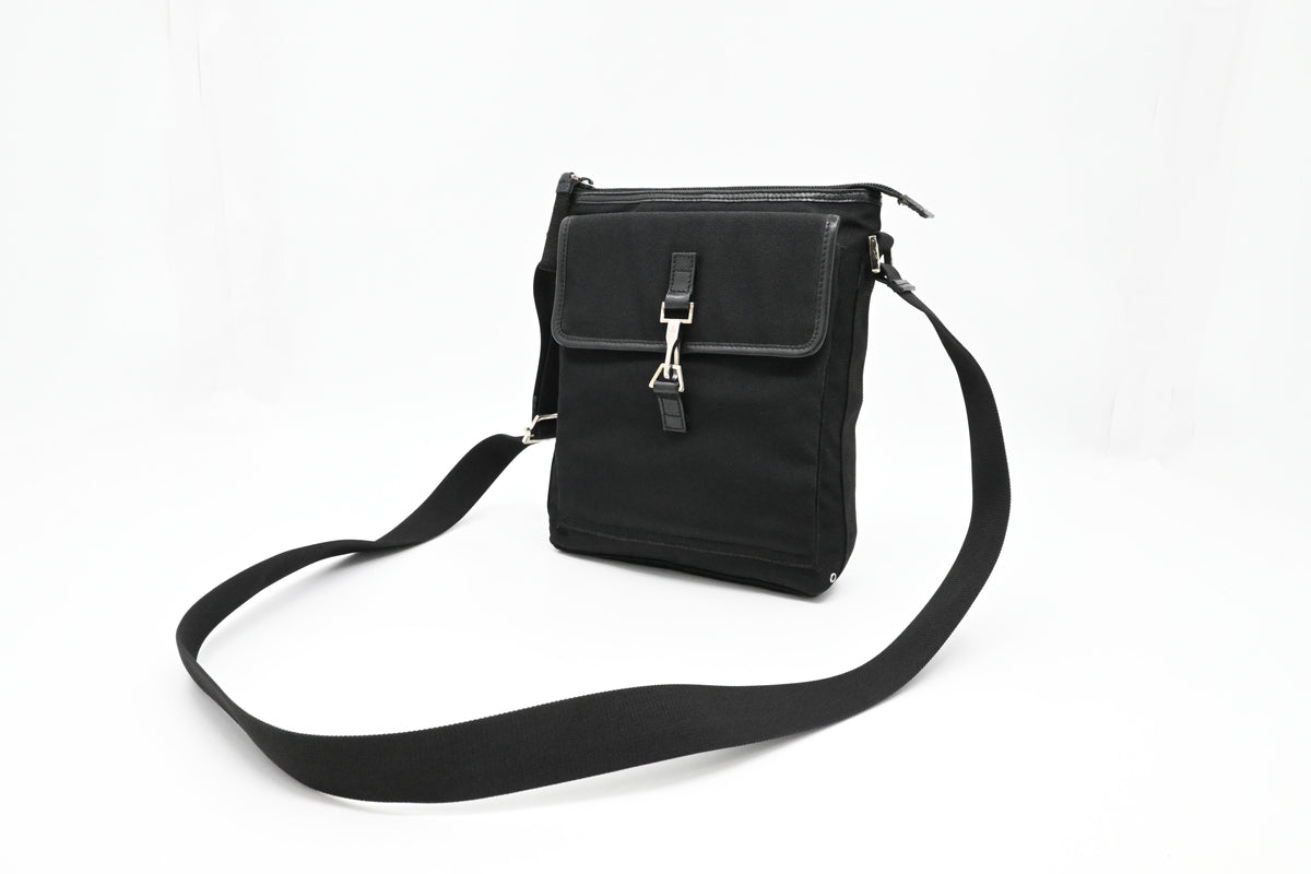 Gucci Crossbody Bag in Black Canvas