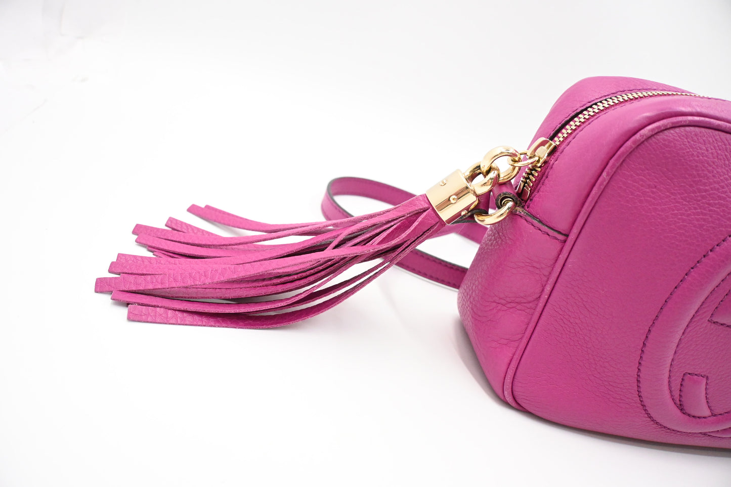 Gucci Soho Disco in Fuchsia Leather
