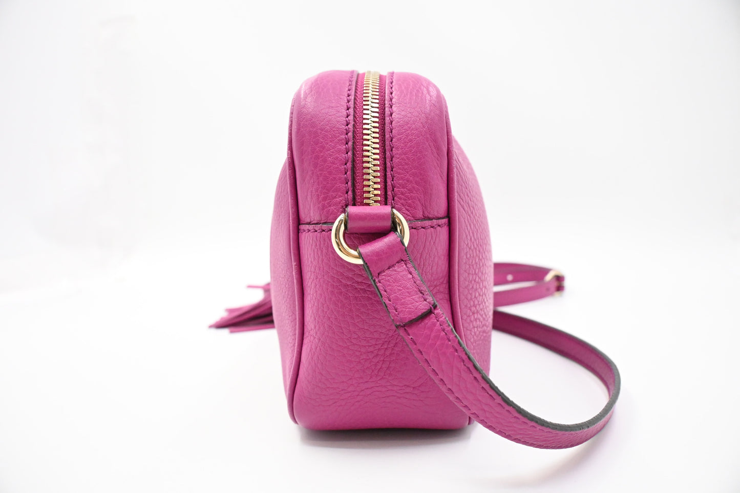 Gucci Soho Disco in Fuchsia Leather