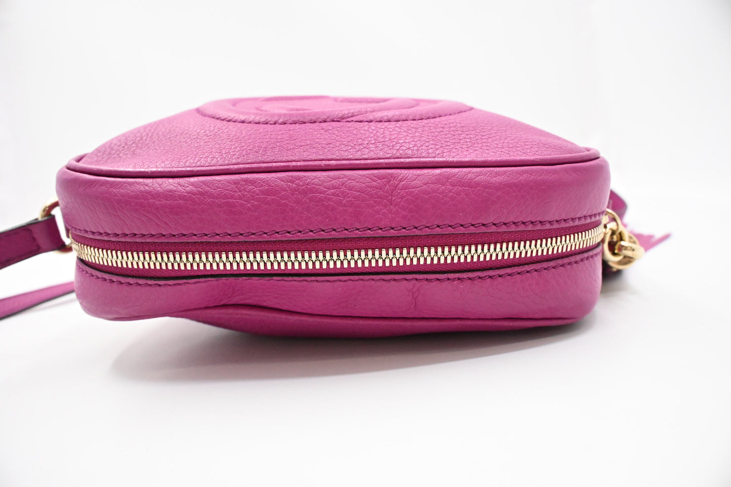 Gucci Soho Disco in Fuchsia Leather