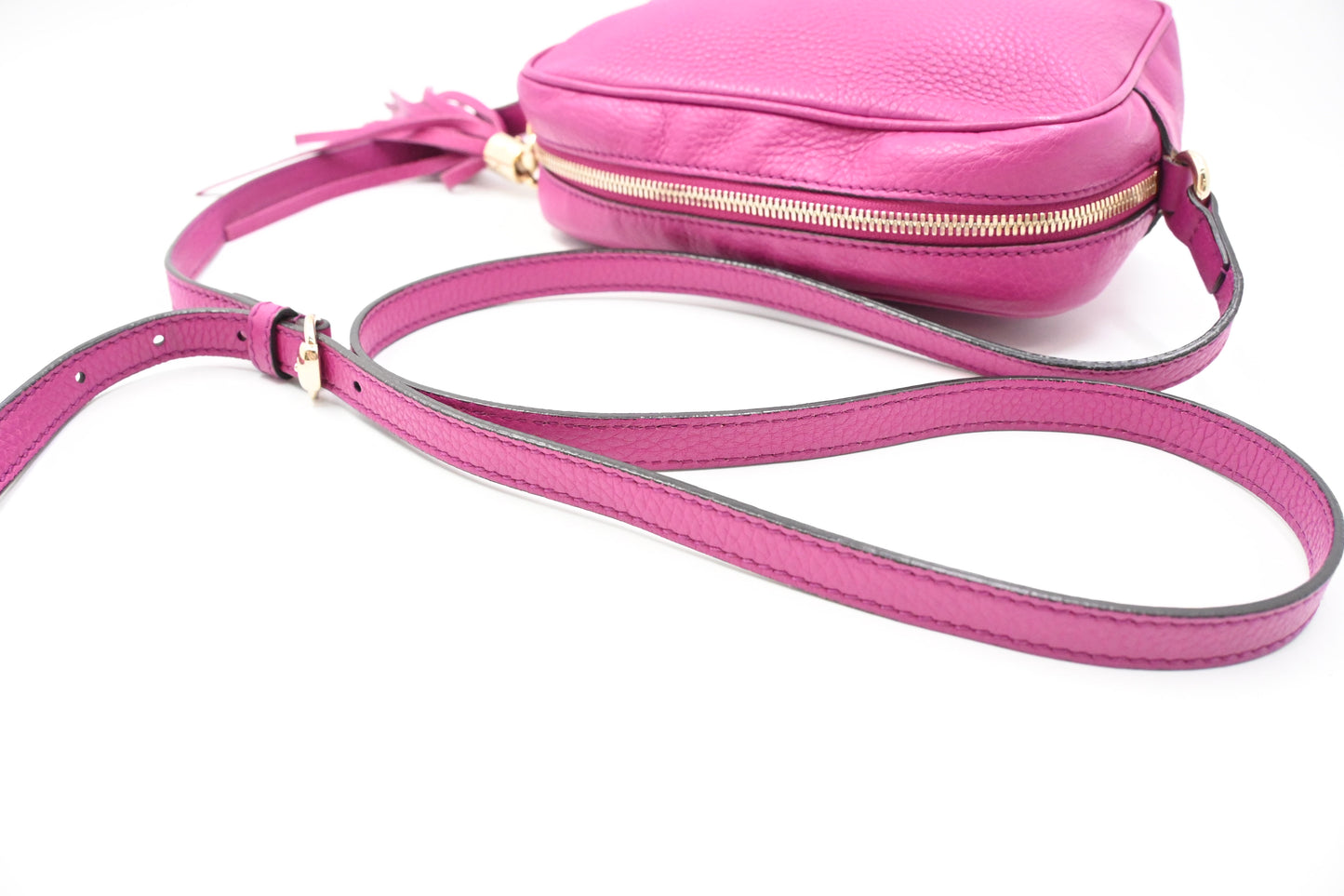Gucci Soho Disco in Fuchsia Leather