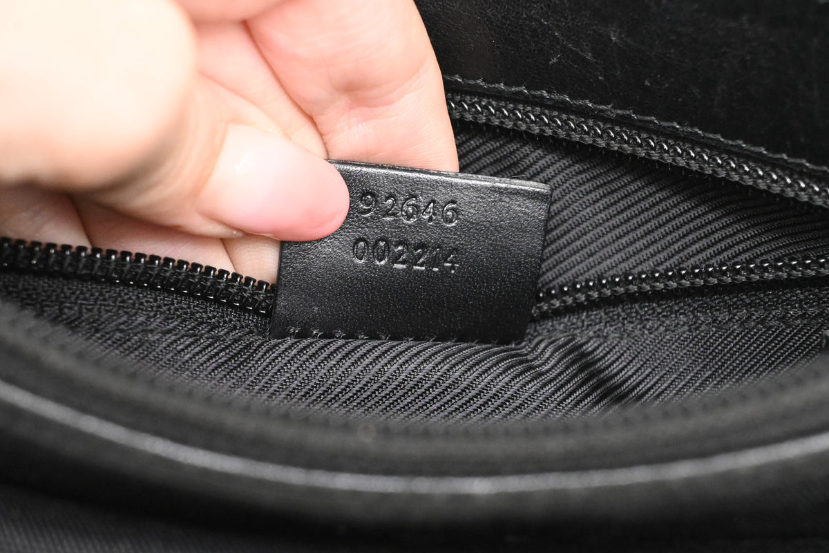 Gucci Crossbody Bag in Black Canvas